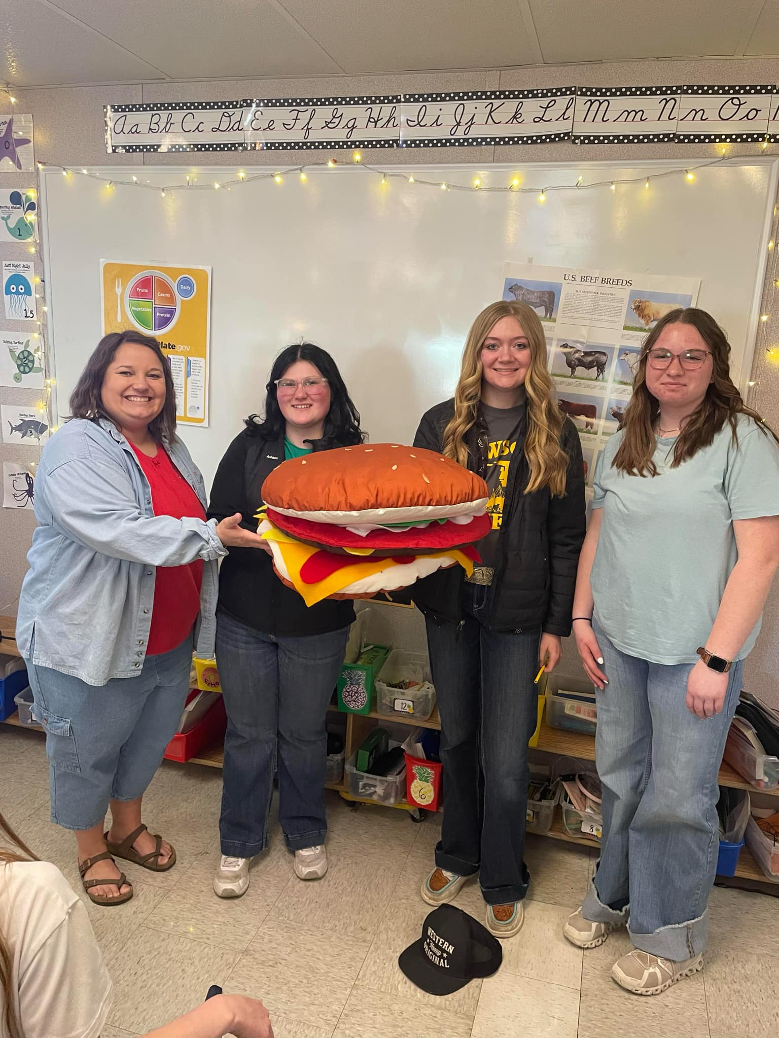 Dawson County 4-H Ambassadors with Gateway Cowbelle member