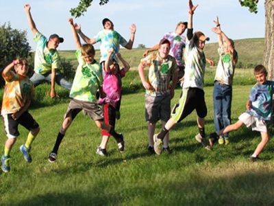 4-H Members Jumping