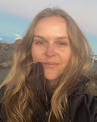 portrait of Julia Wente